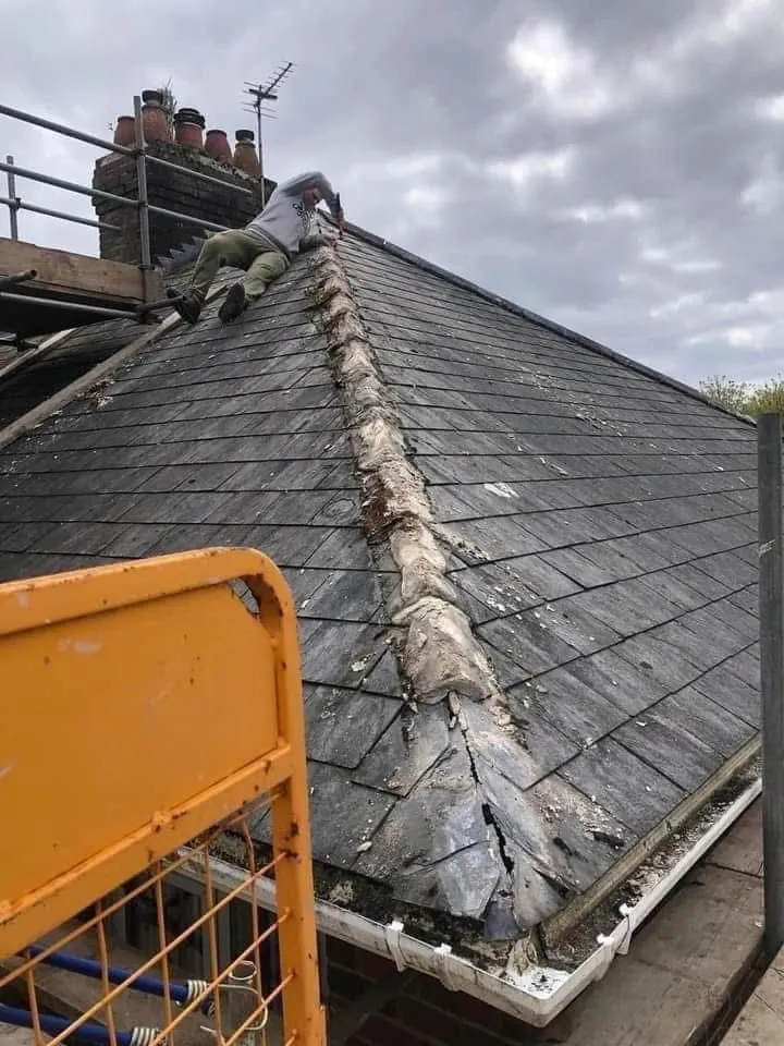 Slate roof ridge and chimney repair in Teignmouth